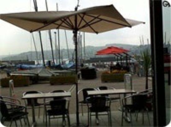 Quay Reflections Gallery & Coffee Shop